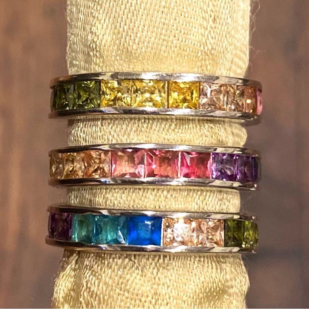 JEN HANSEN RAINBOW CHANNEL RING STERLING SILVER CUBIC ZIRCONIA.